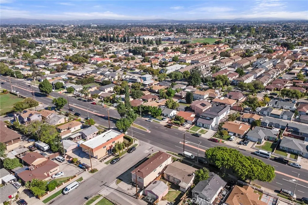 11754 Walcroft, Lakewood, California 90715 home-pic-7